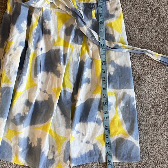 DIANE VON FURSTENBURG BLUE YELLOW AND WHITE WATERCOLOR COTTON WRAP DRESS SIZE 2 - Picture 9 of 10